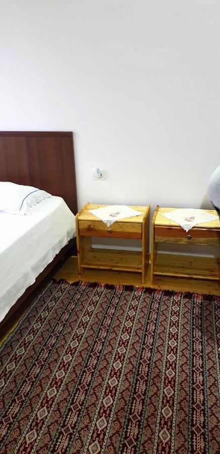 Bujtina Peshtan Guesthouse&Camping Tepelene Exterior photo